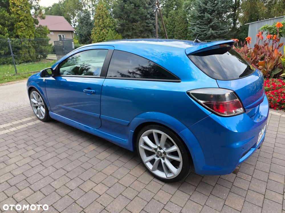 Opel Astra OPC - 7
