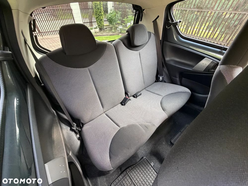 Toyota Aygo - 10