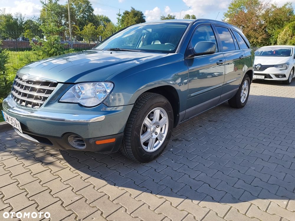 Chrysler Pacifica - 1