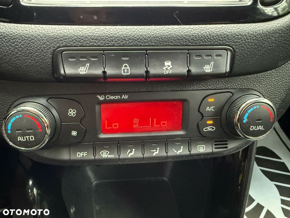 Kia Ceed 1.6 GDI DCT Platinum Edition - 14