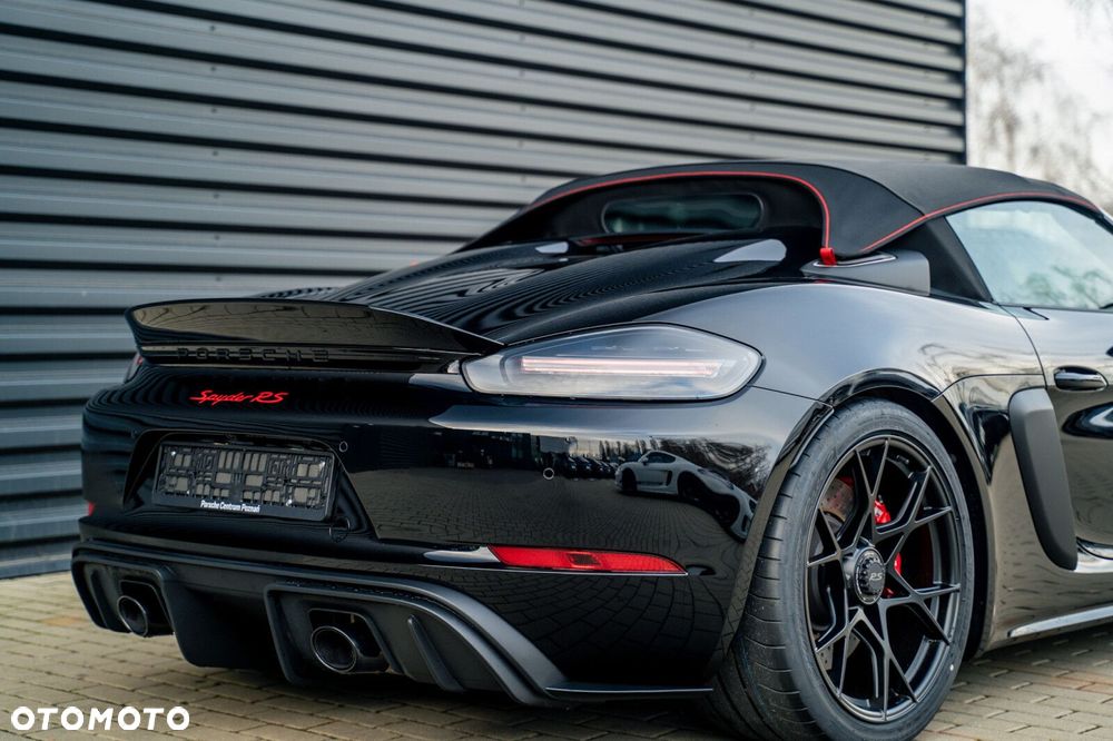 Porsche 718 Spyder - 4