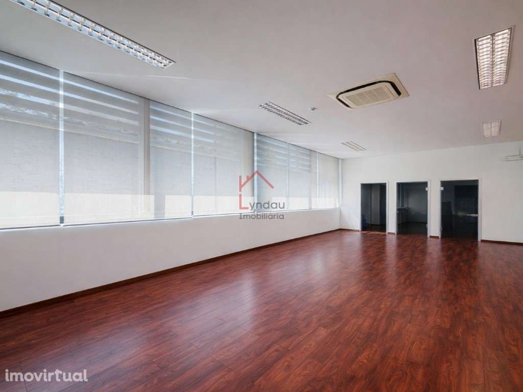 Espaço Comercial Joane Famalicão - Grande imagem: 2/31