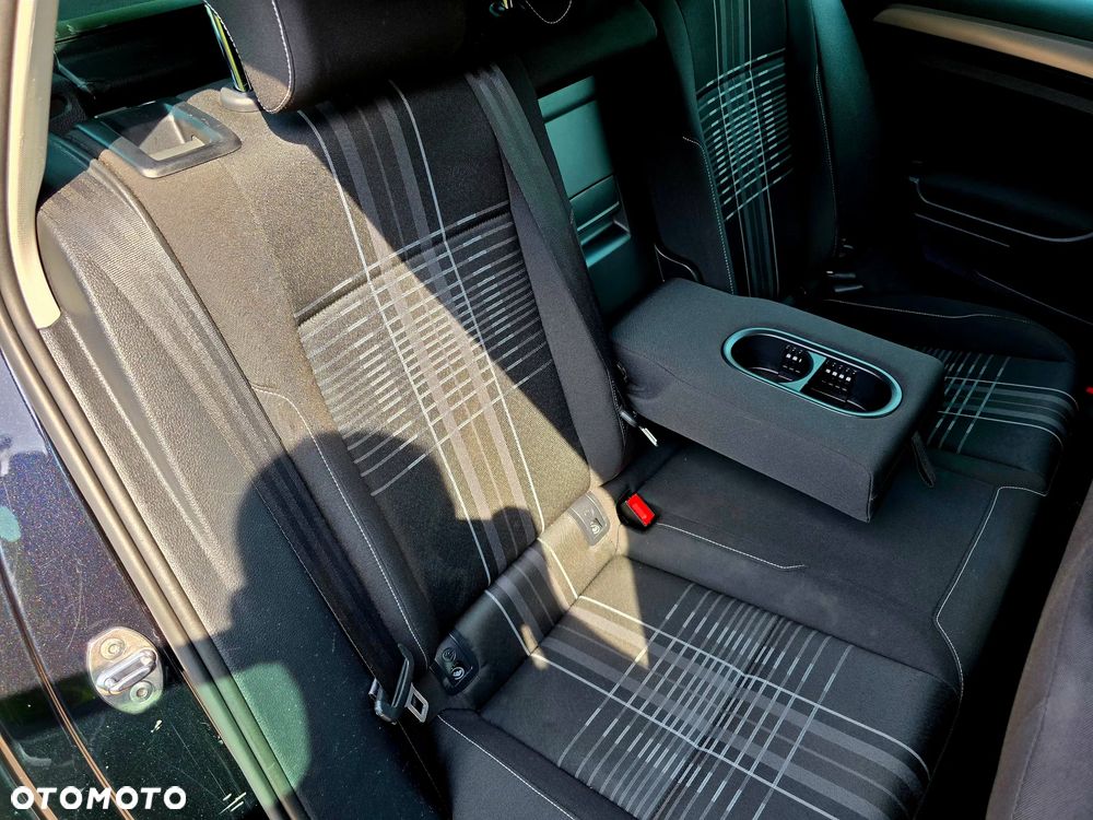 Volkswagen Golf 1.2 TSI BlueMotion Technology Lounge - 20