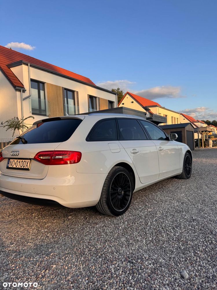 Audi A4 Avant - 4