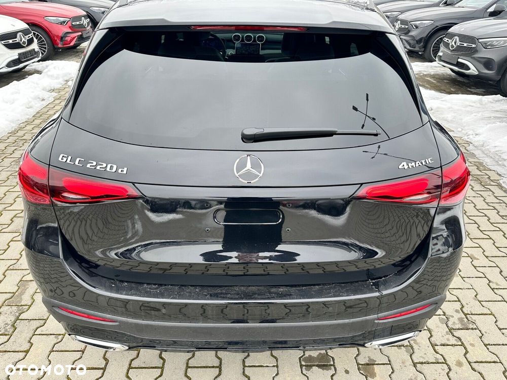 Mercedes-Benz GLC - 9