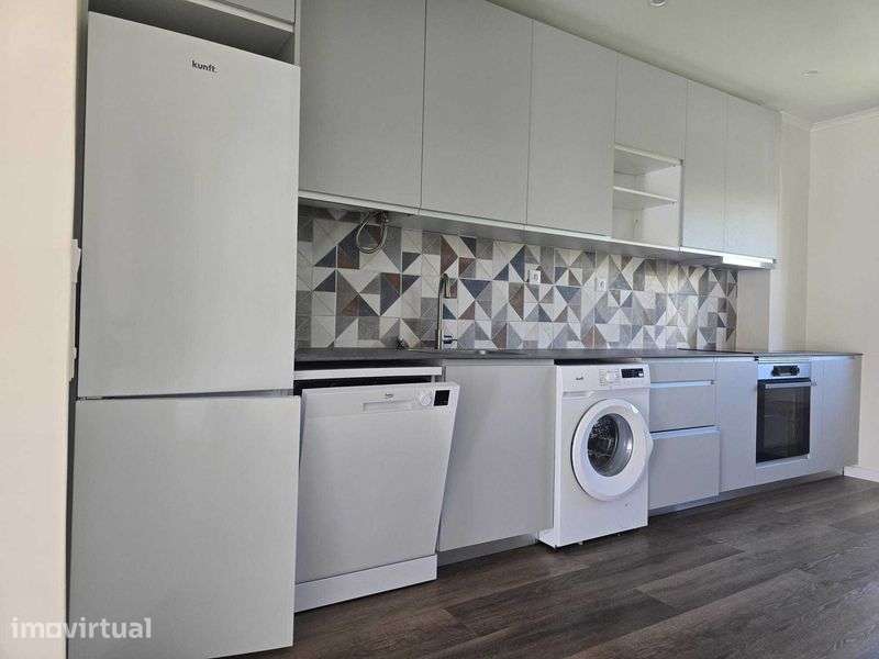 Apartamento T2 - centro Almada, totalmente renovado em 2026. - Grande imagem: 5/12