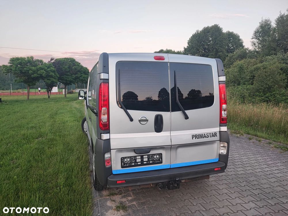 Renault Trafic - 16