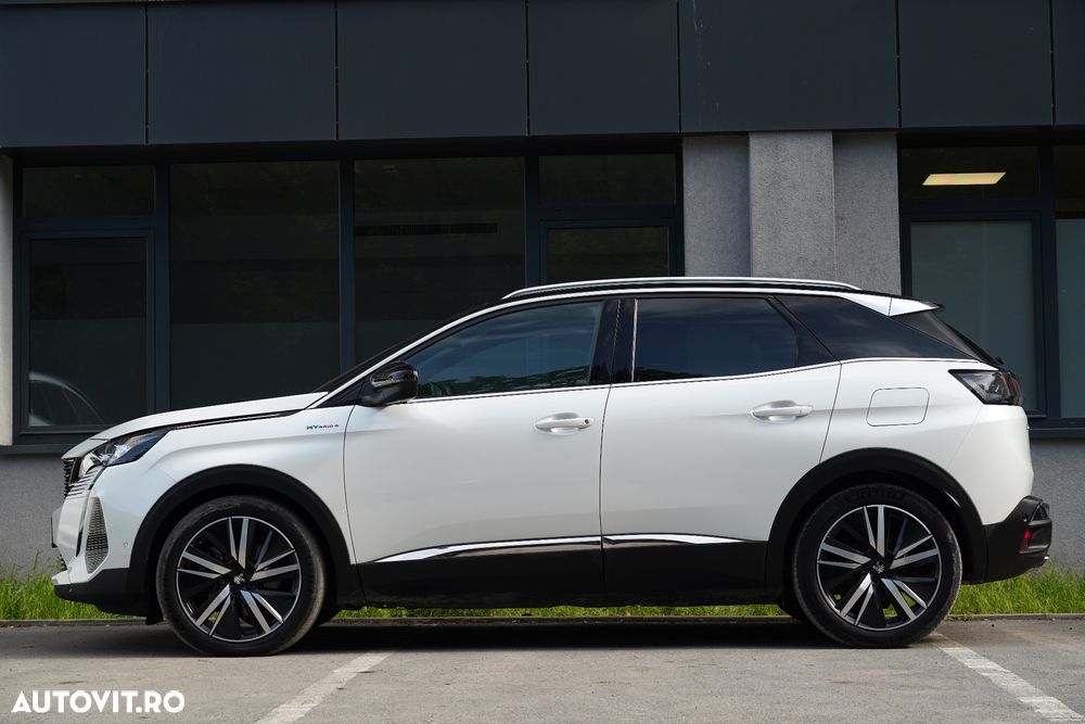 Peugeot 3008 PHEV 300 EAT8 4X4 Allure Pack - 13