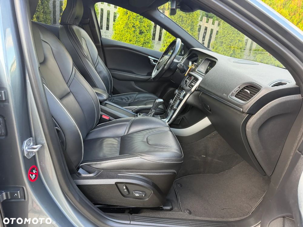 Volvo V40 D4 RDesign - 21