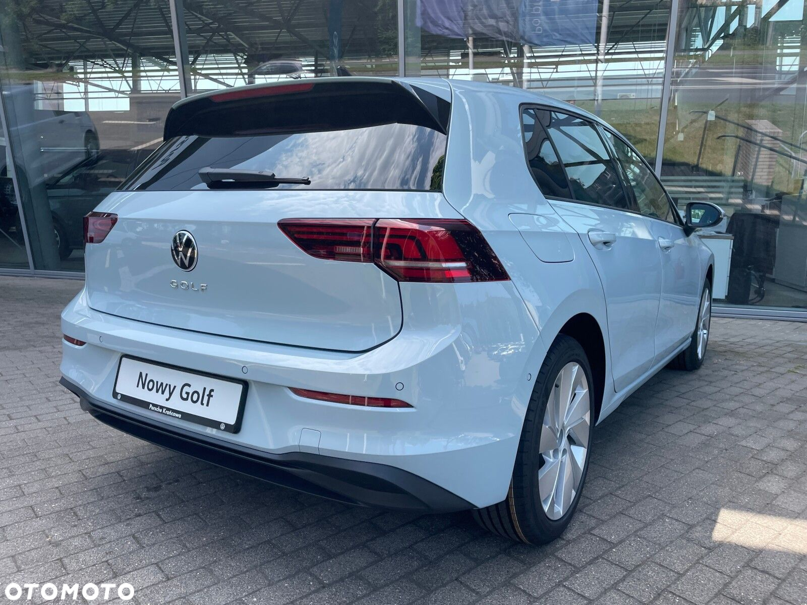 Volkswagen Golf - 8