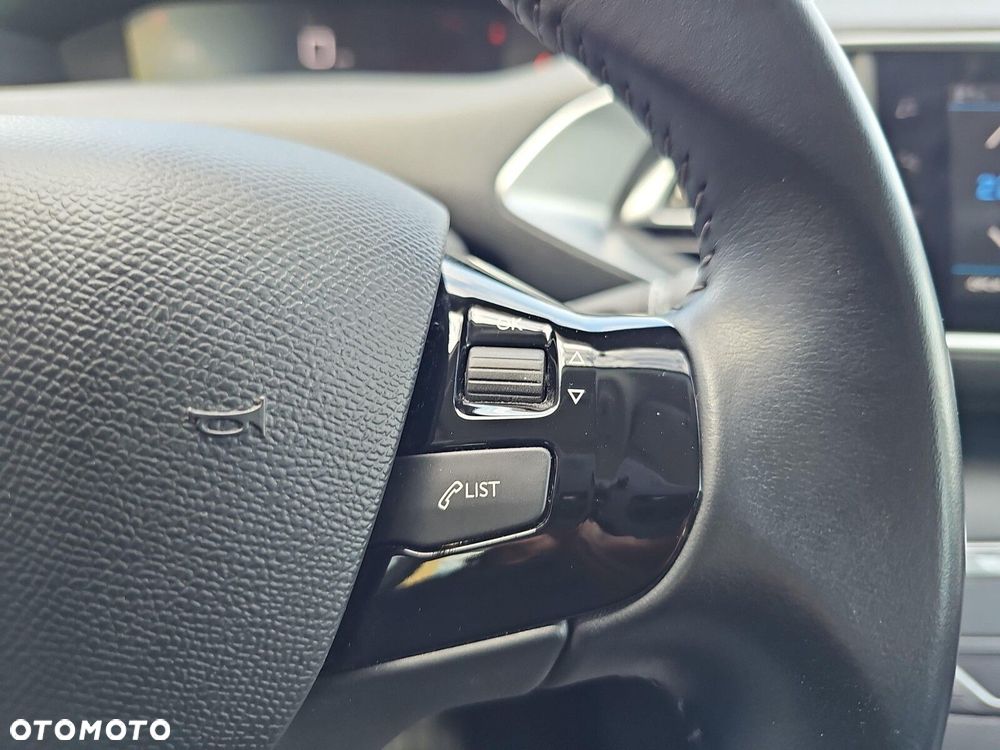 Peugeot 308 1.5 BlueHDi Active Pack S&S - 19