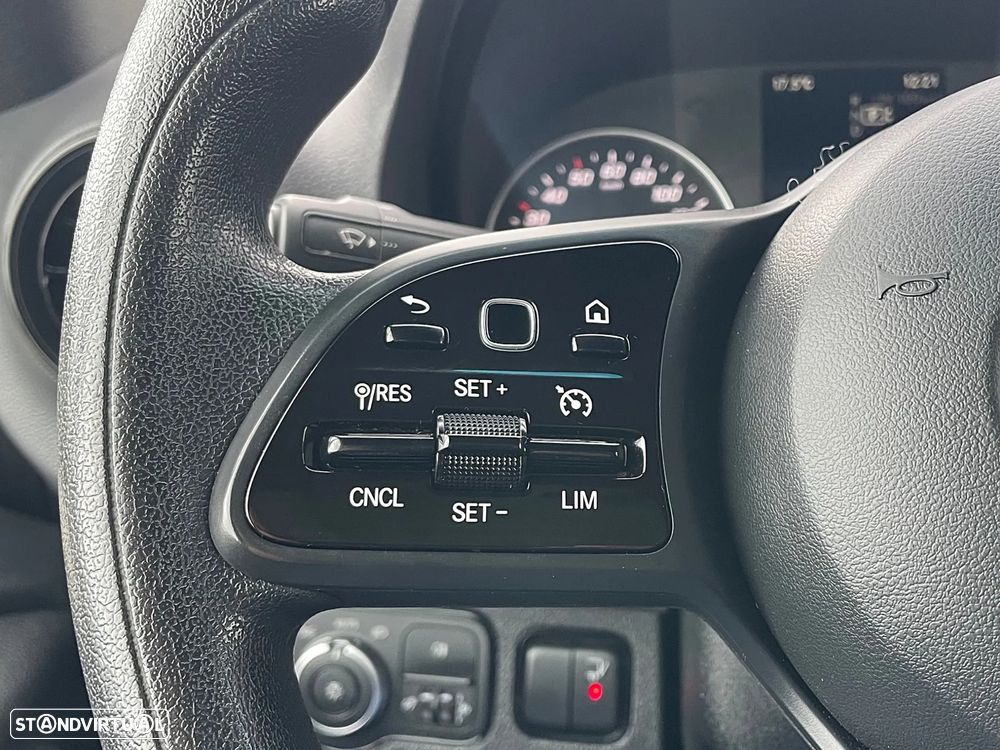 Mercedes-Benz Sprinter 515 CDI Contentor + Plataforma Elevatória - 27