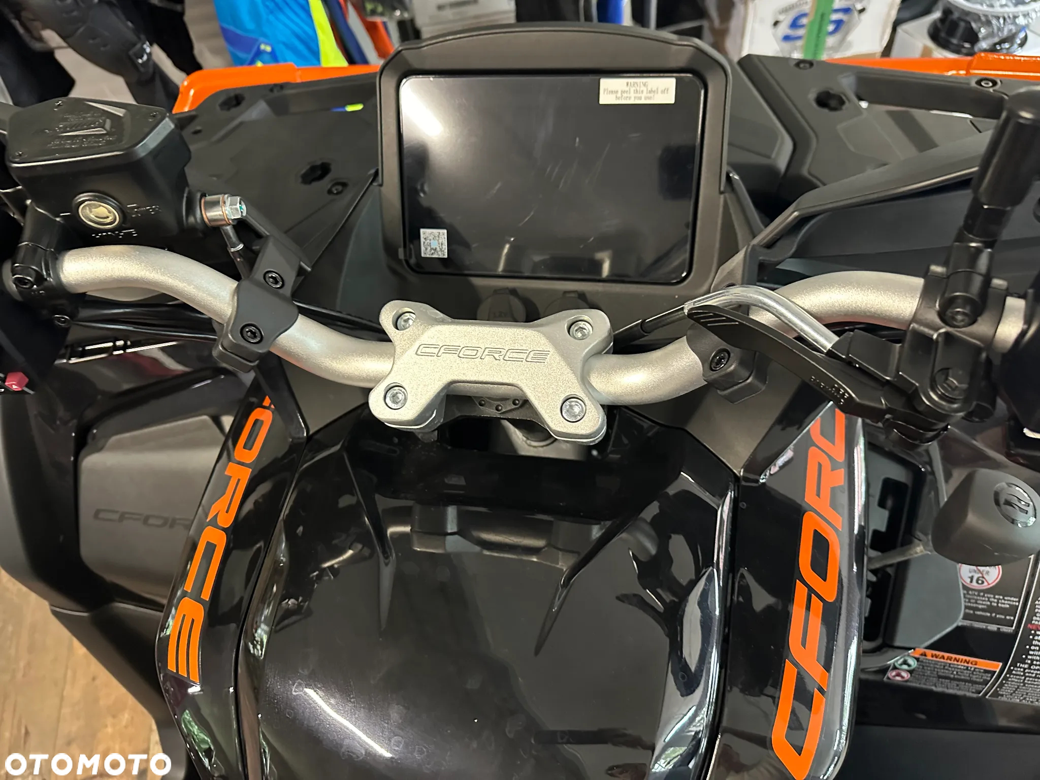 CFMoto CForce - 8