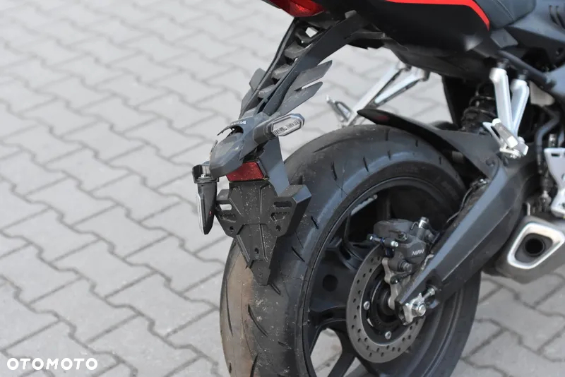 Honda CBR - 18