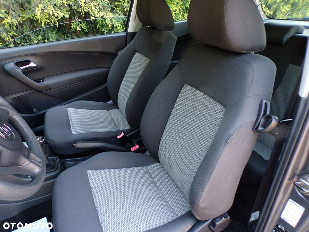 Volkswagen Polo - 19