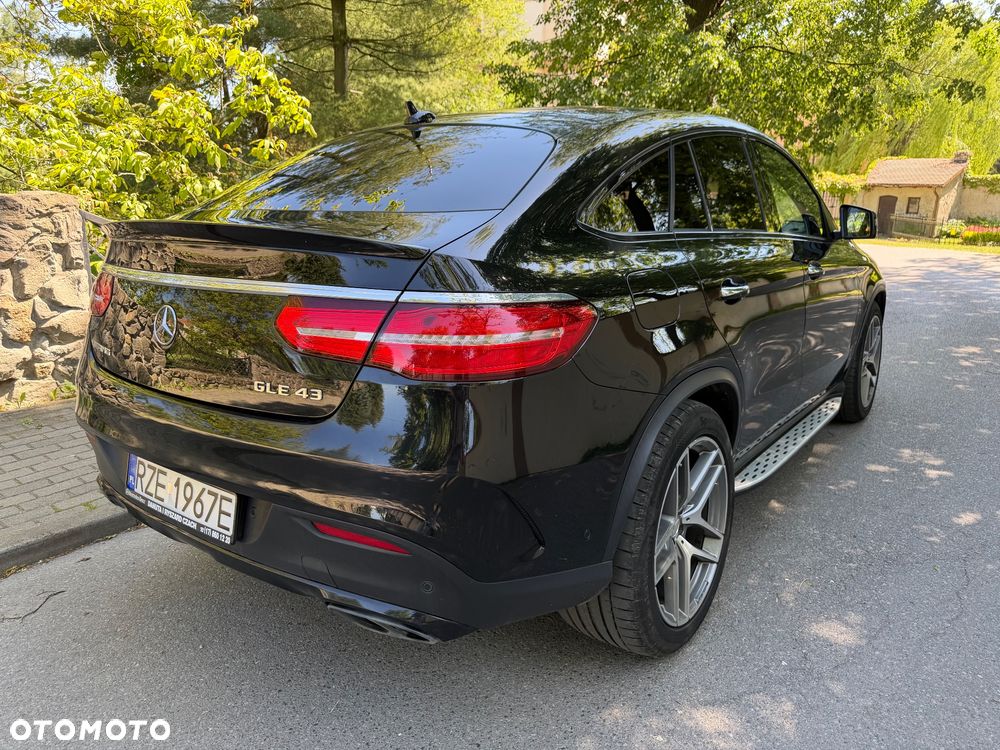 Mercedes-Benz GLE AMG 43 4M 9G-TRONIC AMG Line - 9