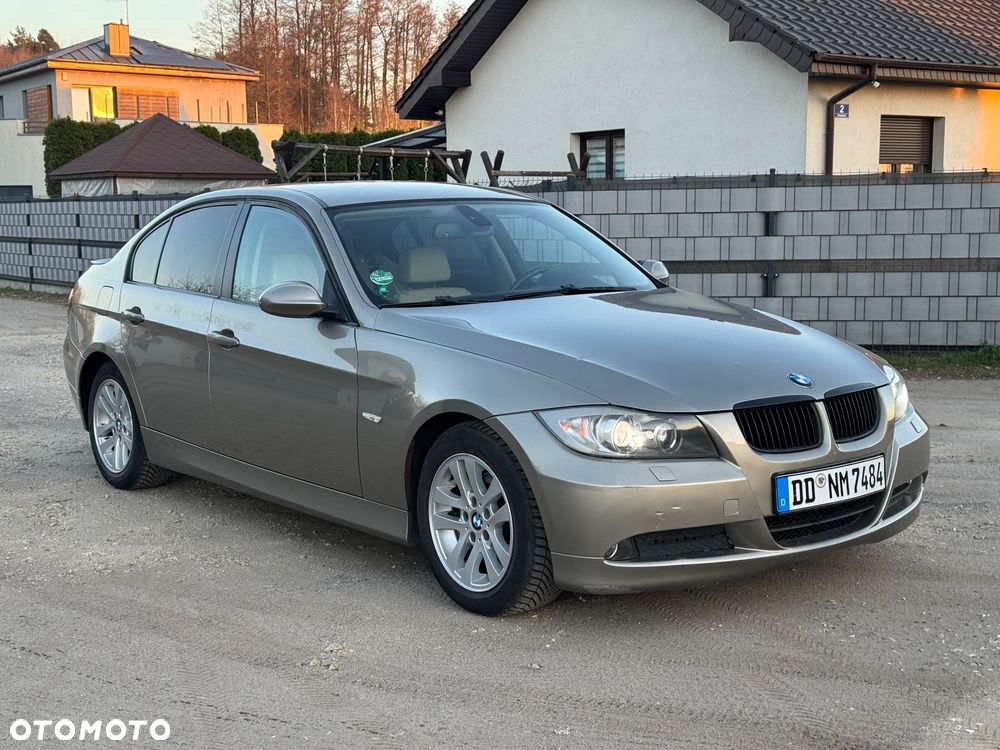 BMW Seria 3 320i Edition Exclusive - 13