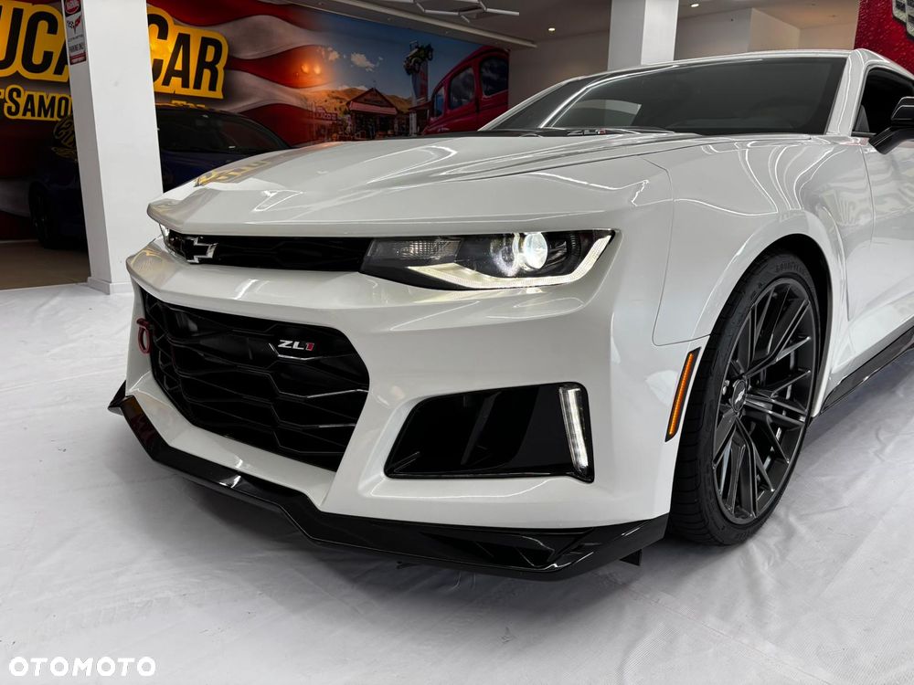 Chevrolet Camaro - 11