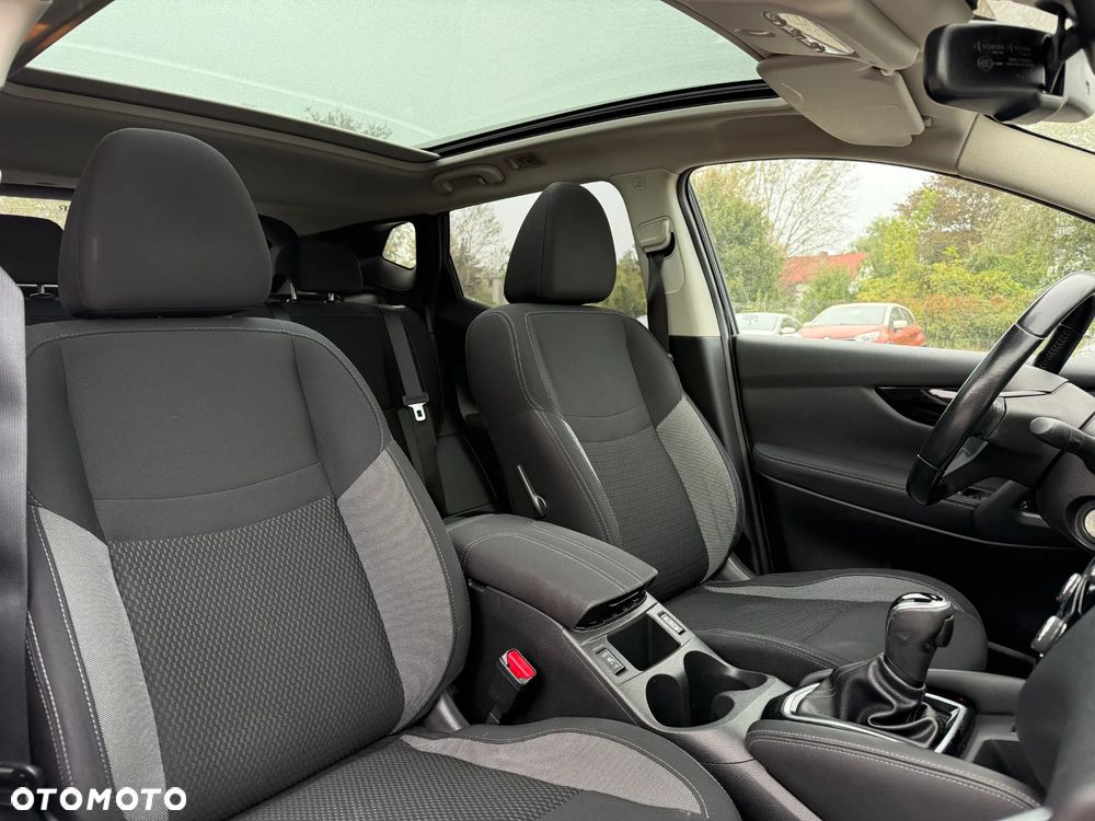 Nissan Qashqai 1.2 DIG-T Tekna Xtronic - 25
