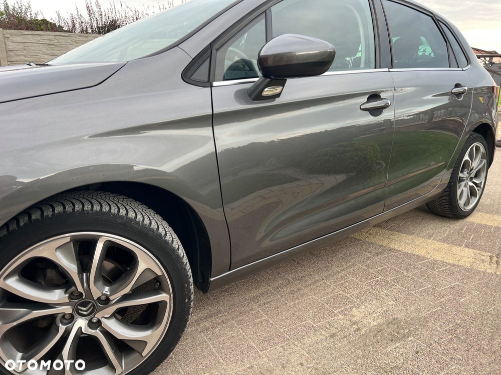 Citroën C4 BlueHDi 100 Stop&Start 86g Selection - 16