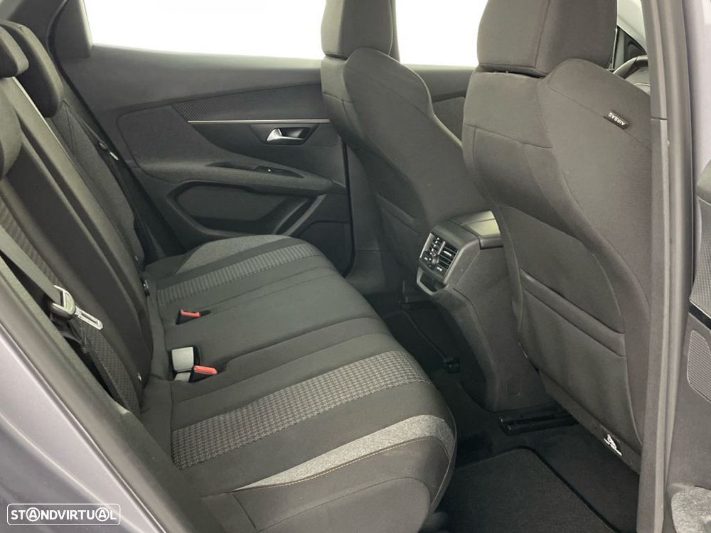 Peugeot 3008 1.5 BlueHDi Active Pack - 23