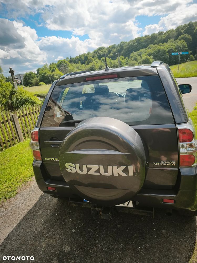 Suzuki Grand Vitara 1.9 DDiS Comfort - 29