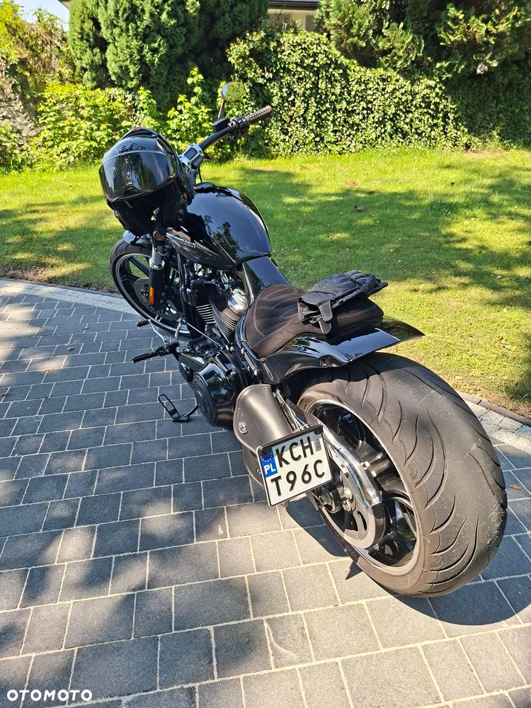 Harley-Davidson FXSB Breakout - 13