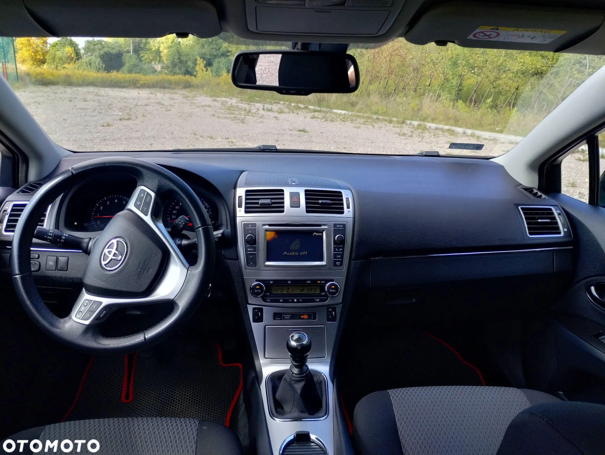 Toyota Avensis 1.8 Luna - 11