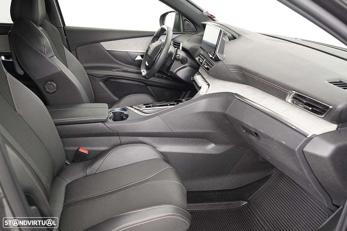 Peugeot 5008 1.2 PureTech GT EAT8 - 22