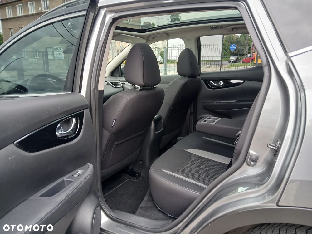 Nissan Qashqai 1.7 dCi Xtronic ALL-MODE 4x4i N-WAY - 40