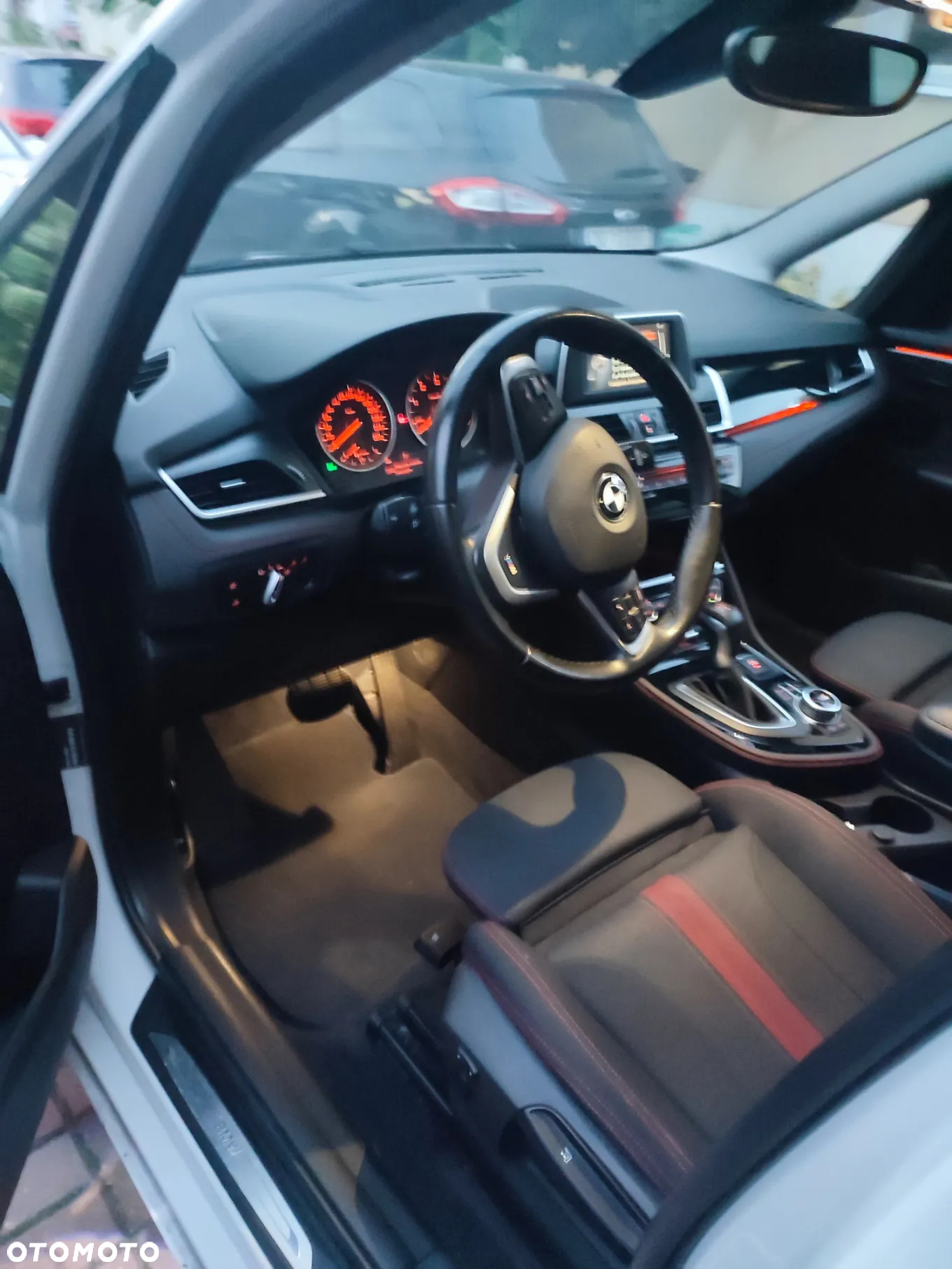 BMW Seria 2 218d Sport Line - 12