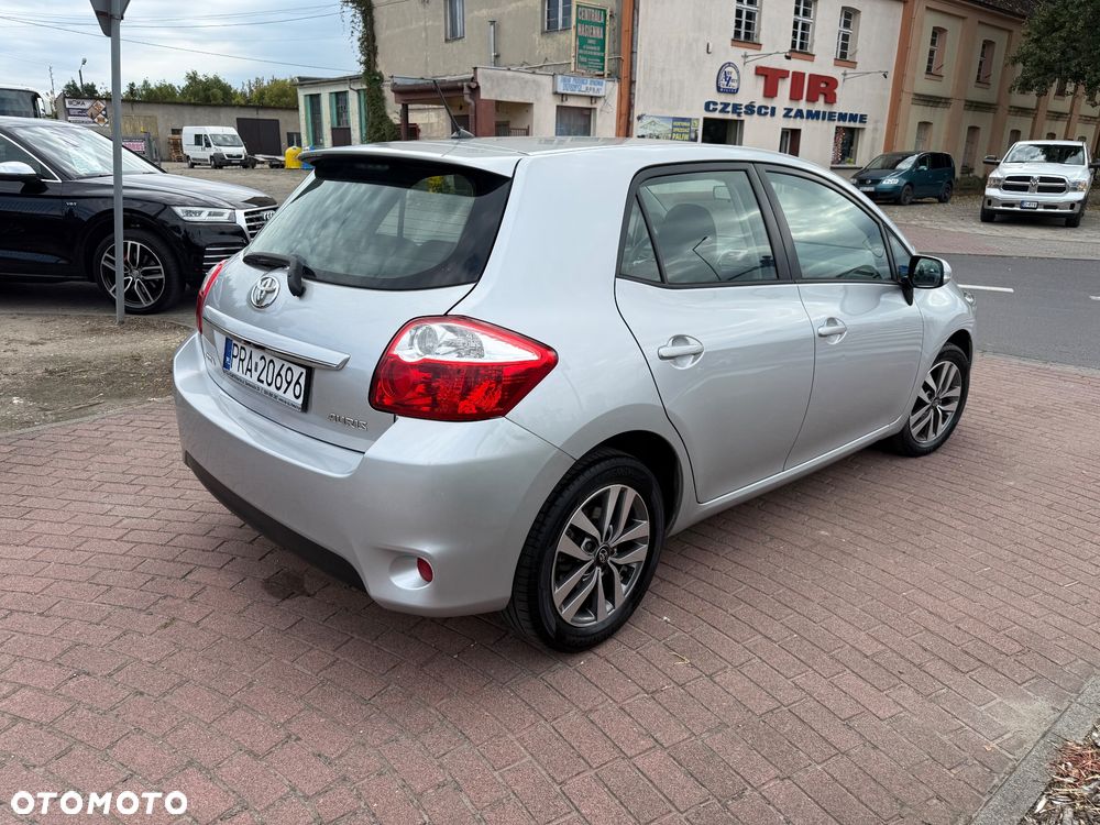 Toyota Auris 1.33 VVT-i Life Comfort - 7