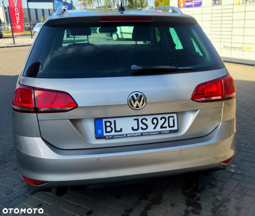 Volkswagen Golf 1.6 TDI BlueMotion Technology Comfortline - 11