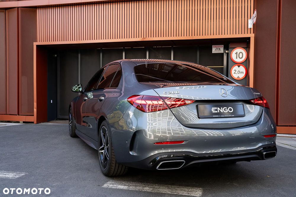 Mercedes-Benz Klasa C 200 mHEV 4-Matic AMG - 16