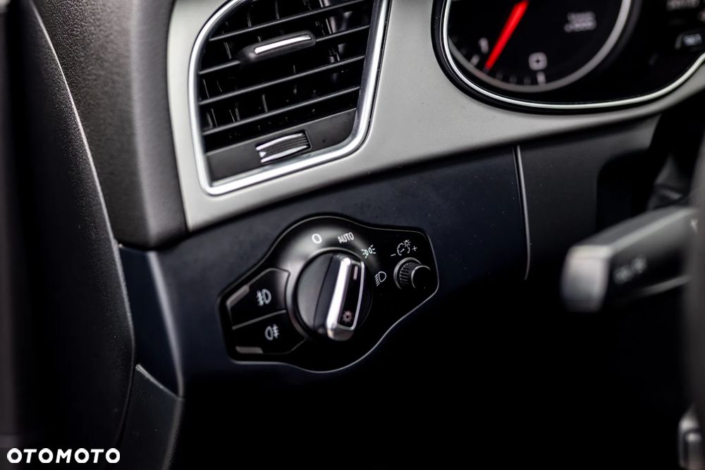 Audi A4 Allroad - 22