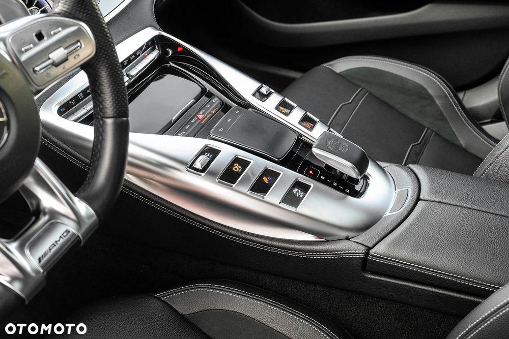 Mercedes-Benz AMG GT 43 Speedshift TCT 9G - 27