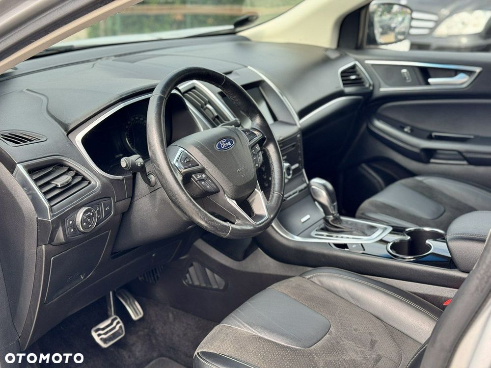 Ford Edge - 17