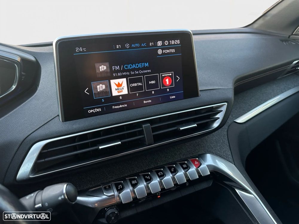 Peugeot 3008 1.5 BlueHDi GT Line EAT8 - 18