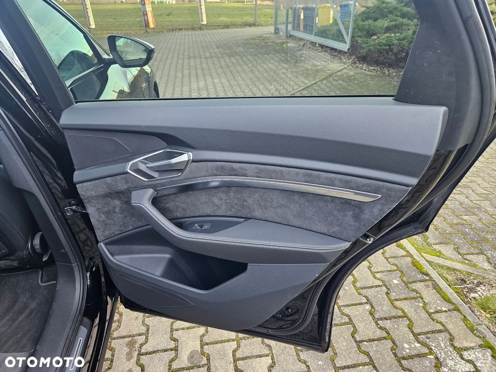 Audi e-tron 50 Quattro - 23