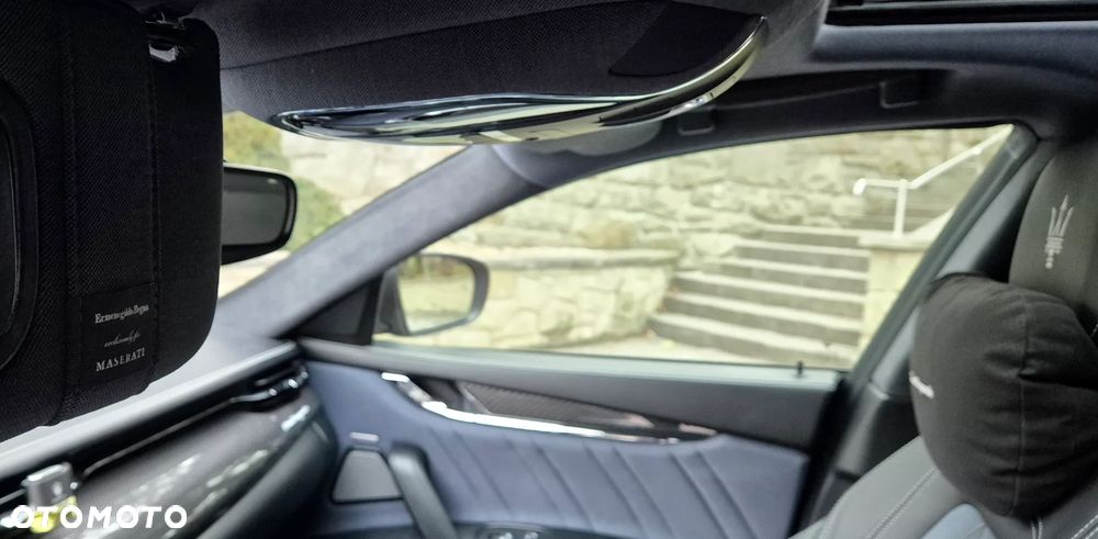 Maserati Quattroporte - 27