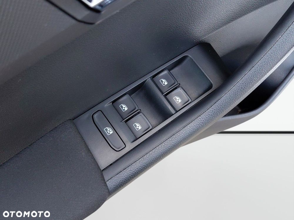 Skoda Fabia 1.0 TSI Ambition - 19