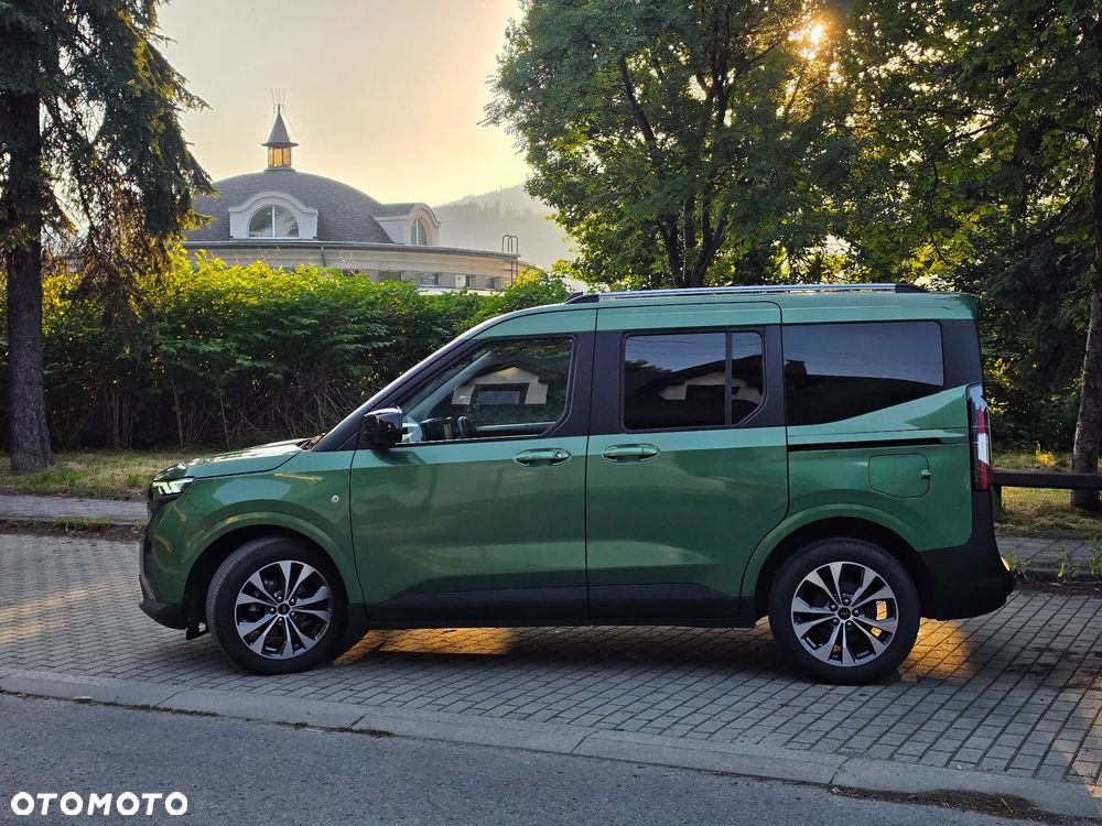 Ford Tourneo Courier 1.0 EcoBoost Titanium - 2