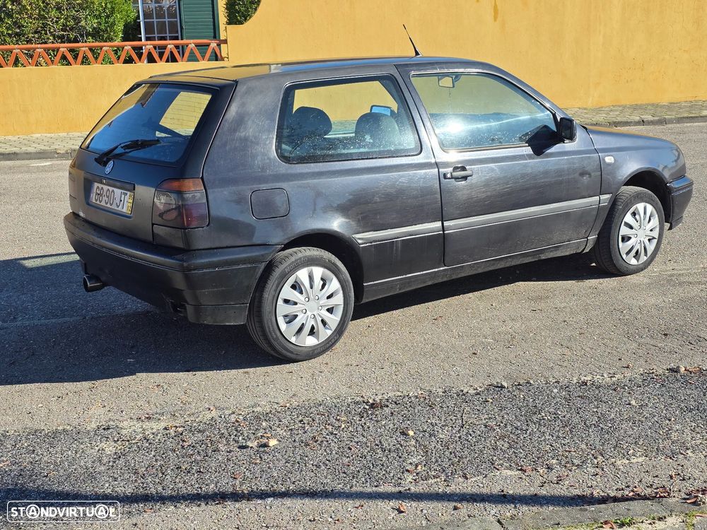 VW Golf 1.9 TD GL - 4