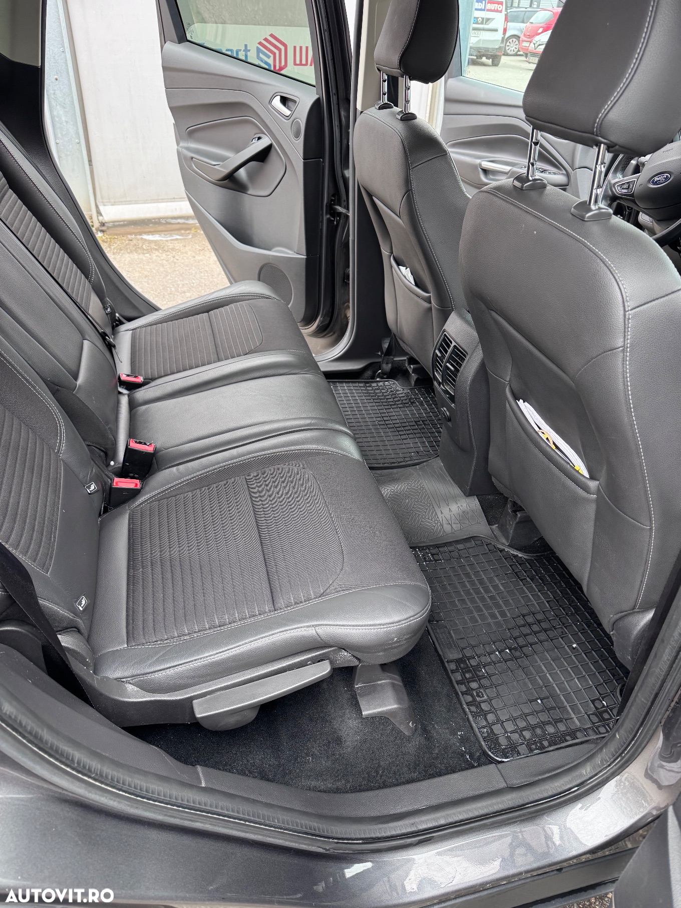 Ford Kuga 2.0 TDCi 4WD Powershift Titanium - 13