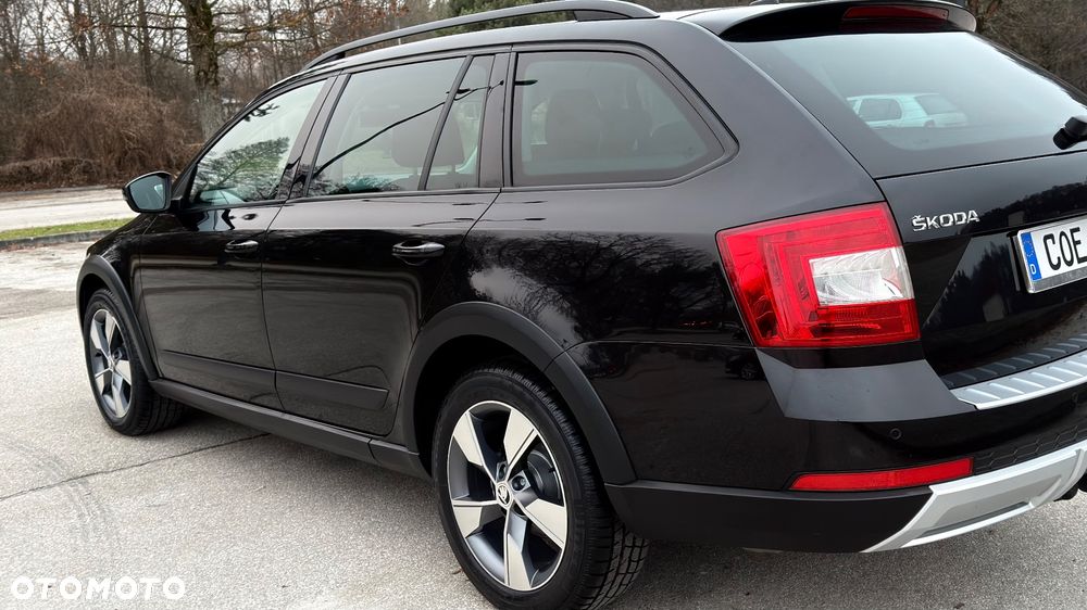 Skoda Octavia 2.0 TDI 4x4 DSG Scout - 11