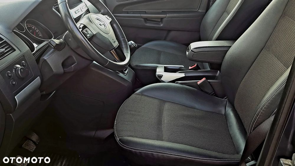 Opel Zafira 1.8 Navi - 22