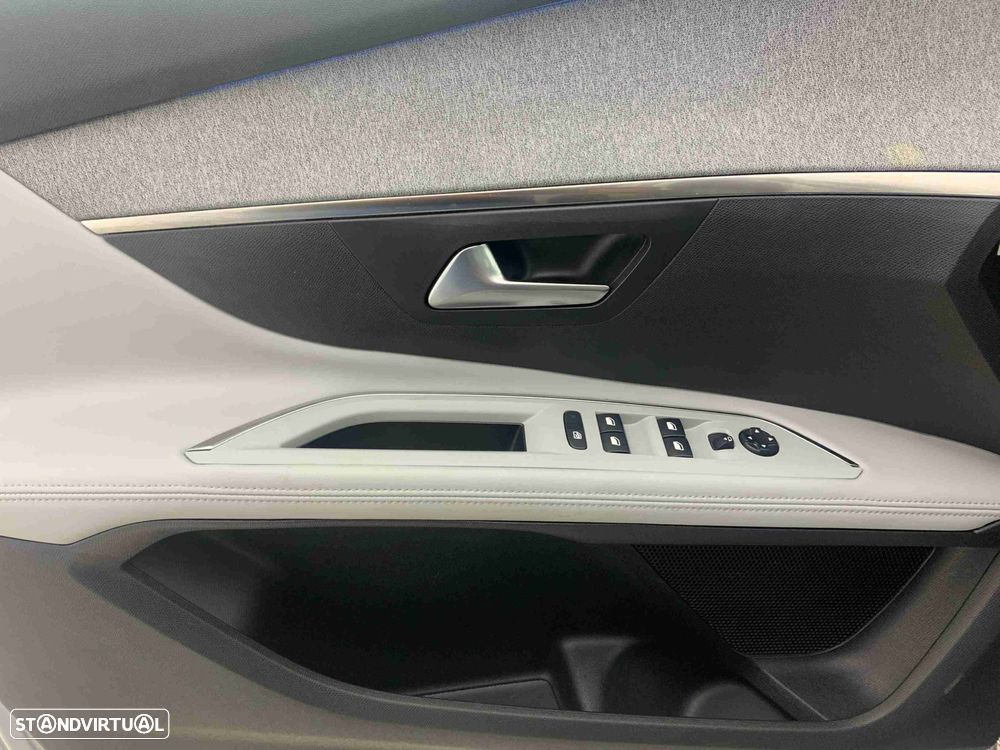 Peugeot 5008 1.5 BlueHDi Allure EAT8 - 13