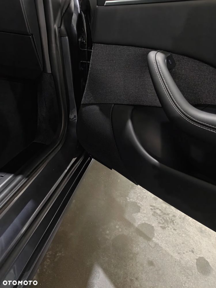 Tesla Model S Long Range AWD - 22