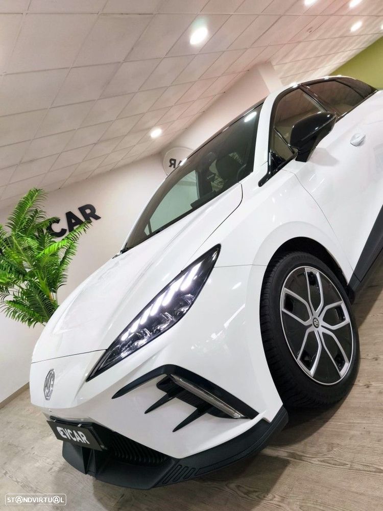 MG MG4 64 kWh Luxury - 39