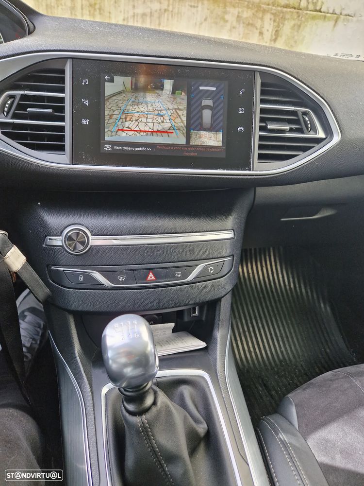 Peugeot 308 1.5 BlueHDi Allure Pack - 1